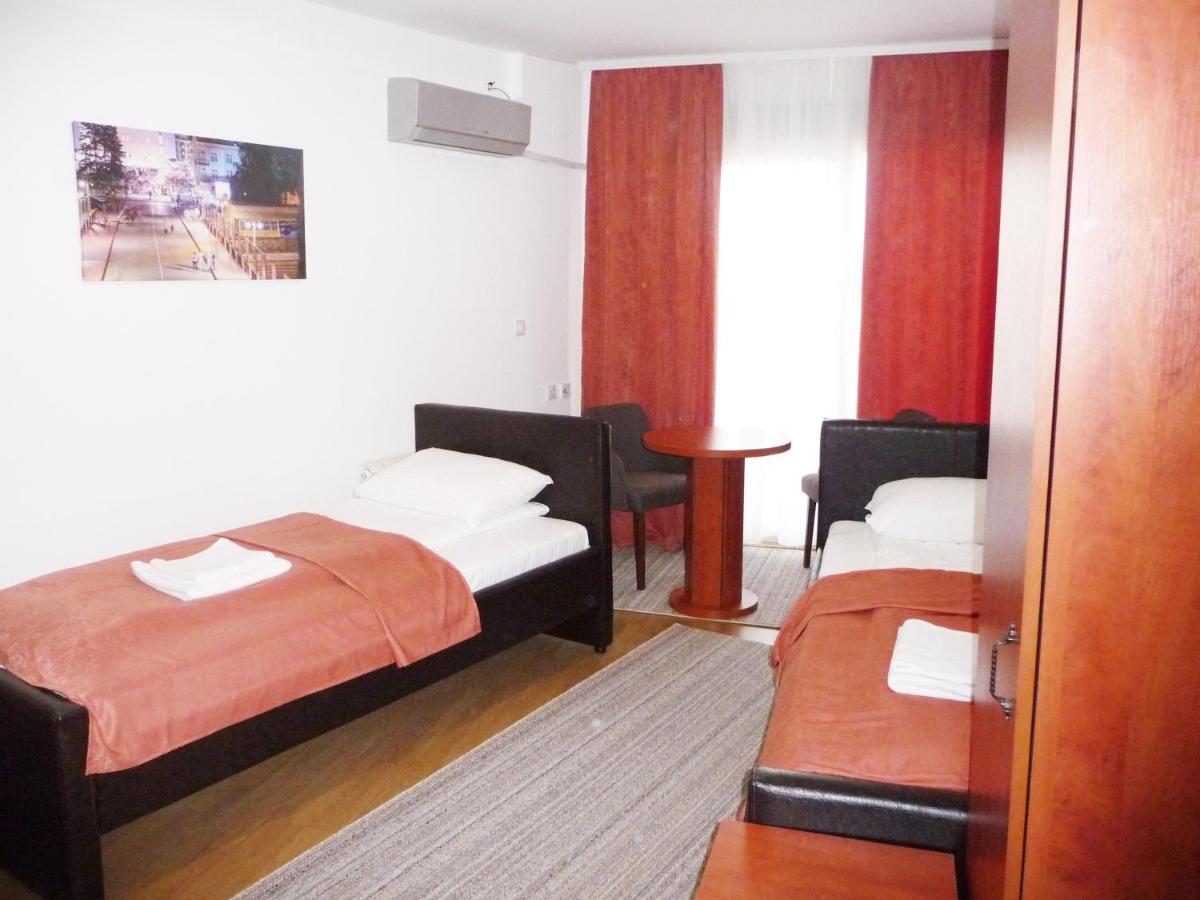 Sobe Rooms Aleksandar Nis Exterior photo