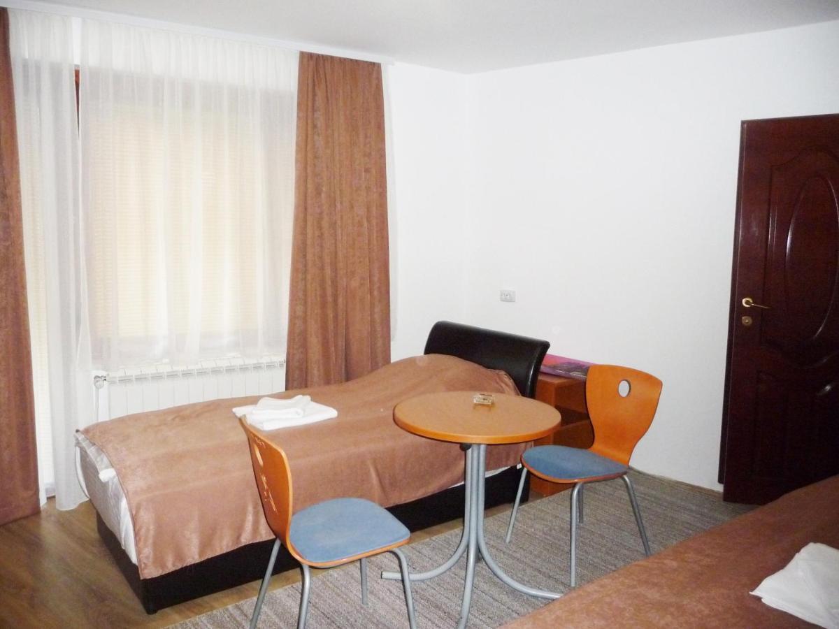 Sobe Rooms Aleksandar Nis Exterior photo